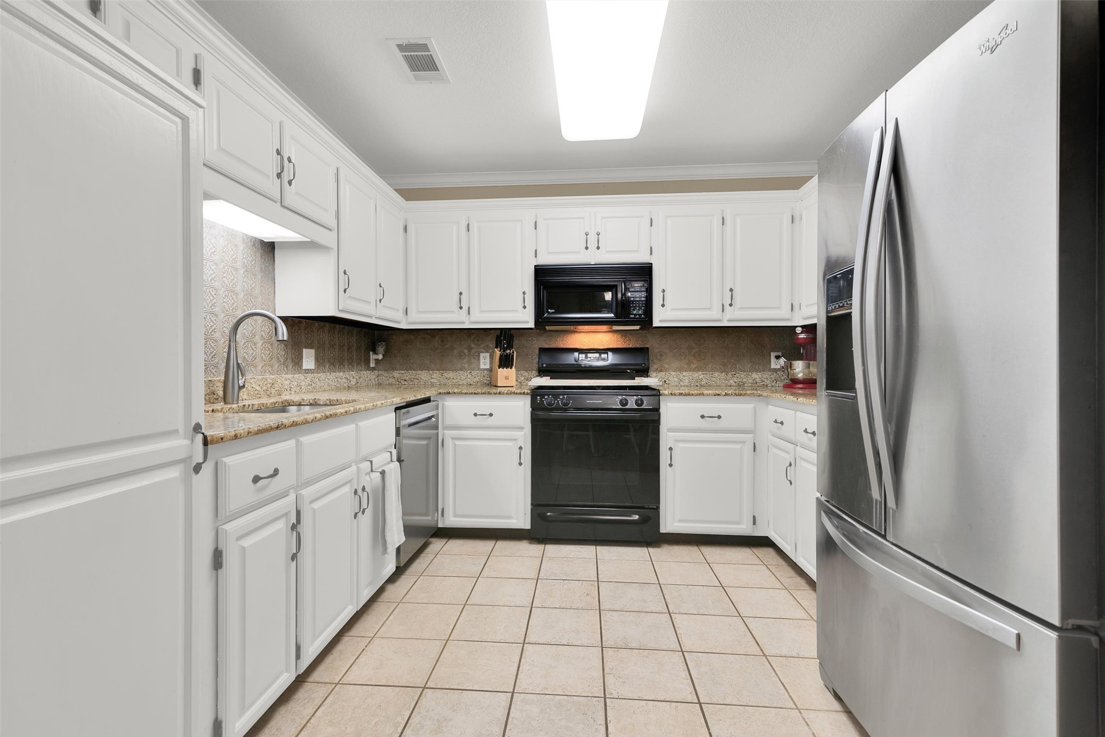 200 Pecan Street Ector TX 75439