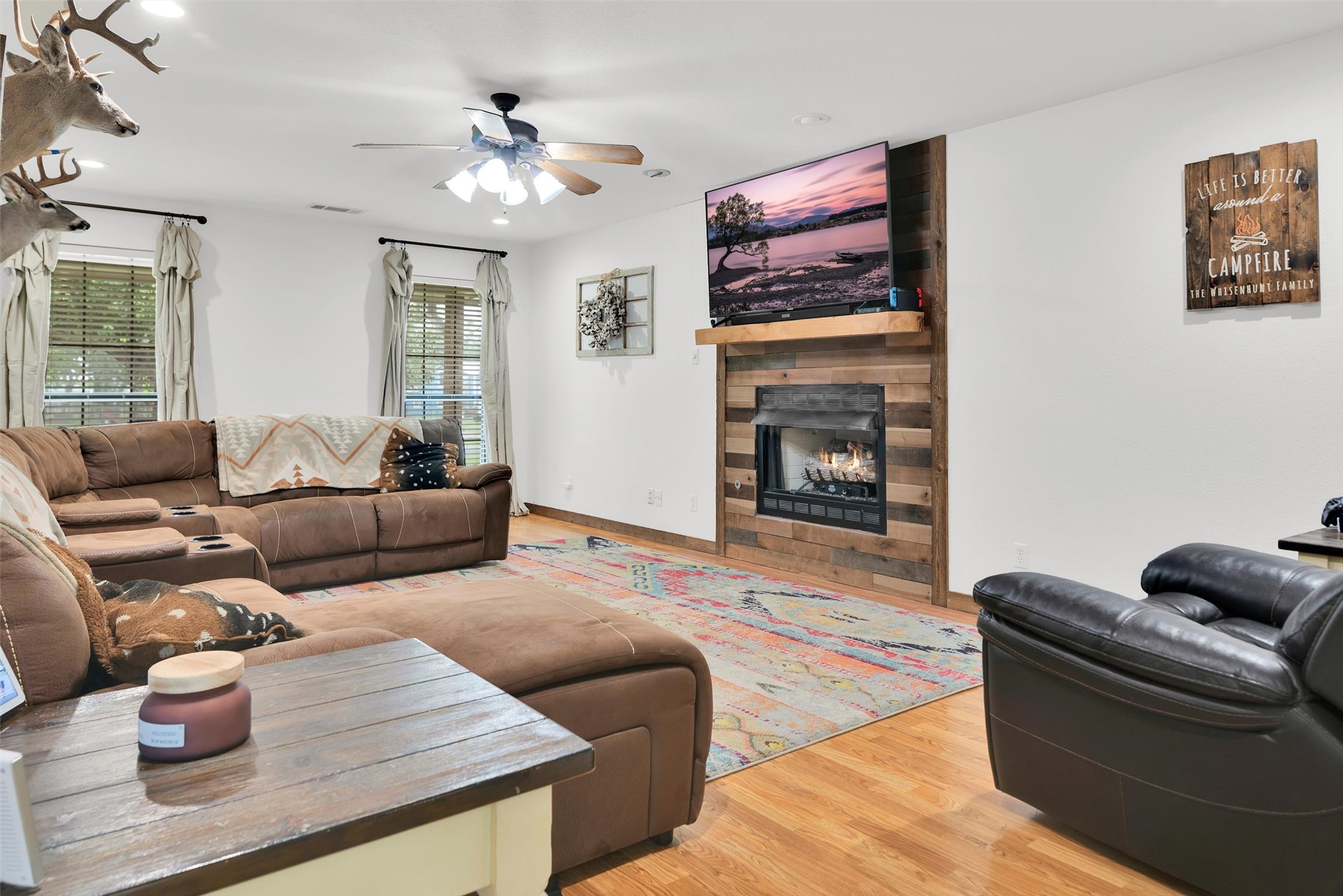 200 Pecan Street Ector TX 75439