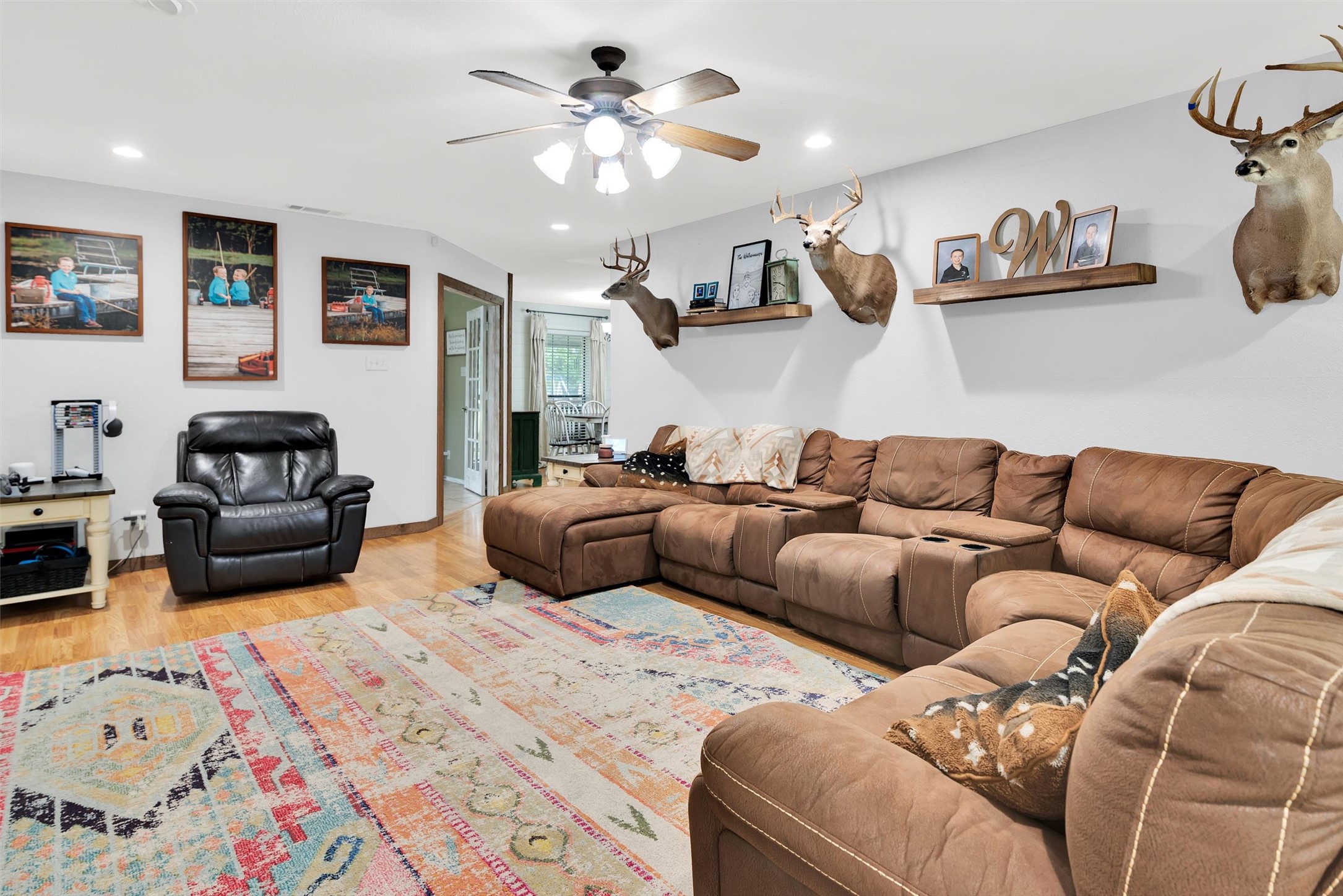 200 Pecan Street Ector TX 75439