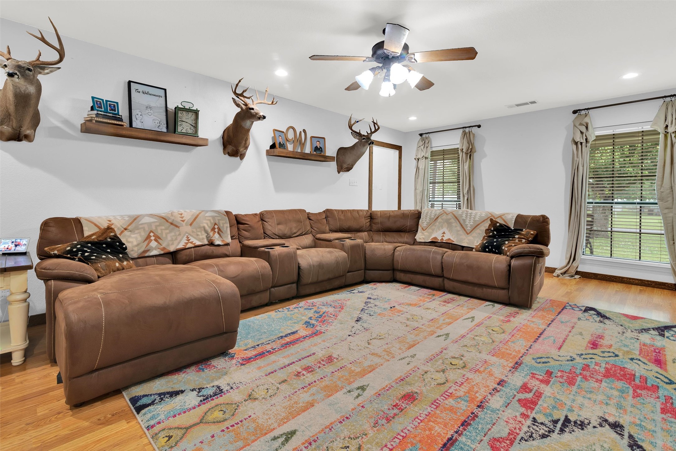 200 Pecan Street Ector TX 75439