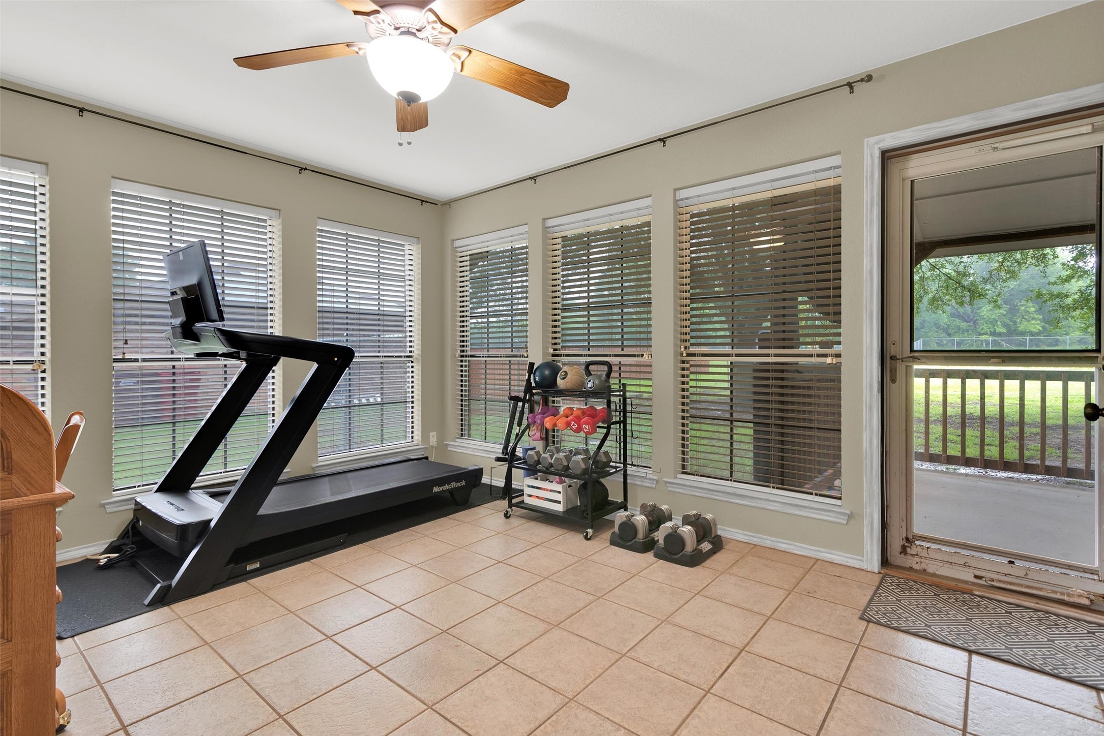 200 Pecan Street Ector TX 75439
