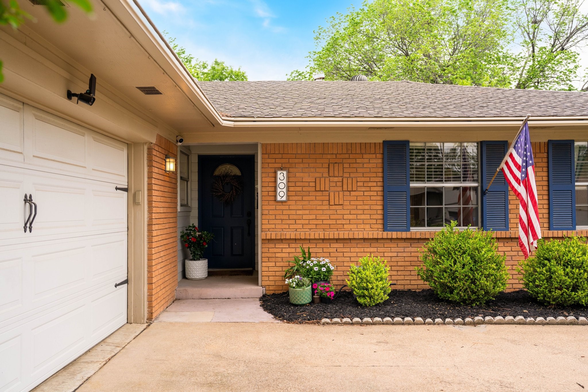 309 Countryside Drive Irving TX 75062