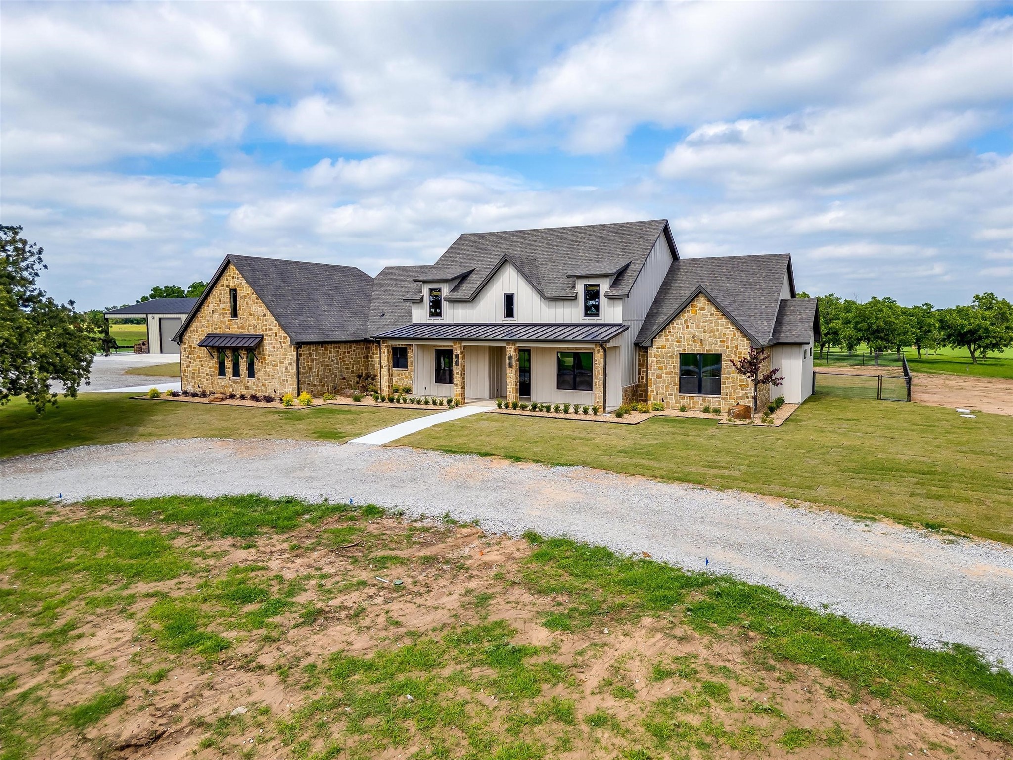 3019 Orchard Road Bowie TX 76230