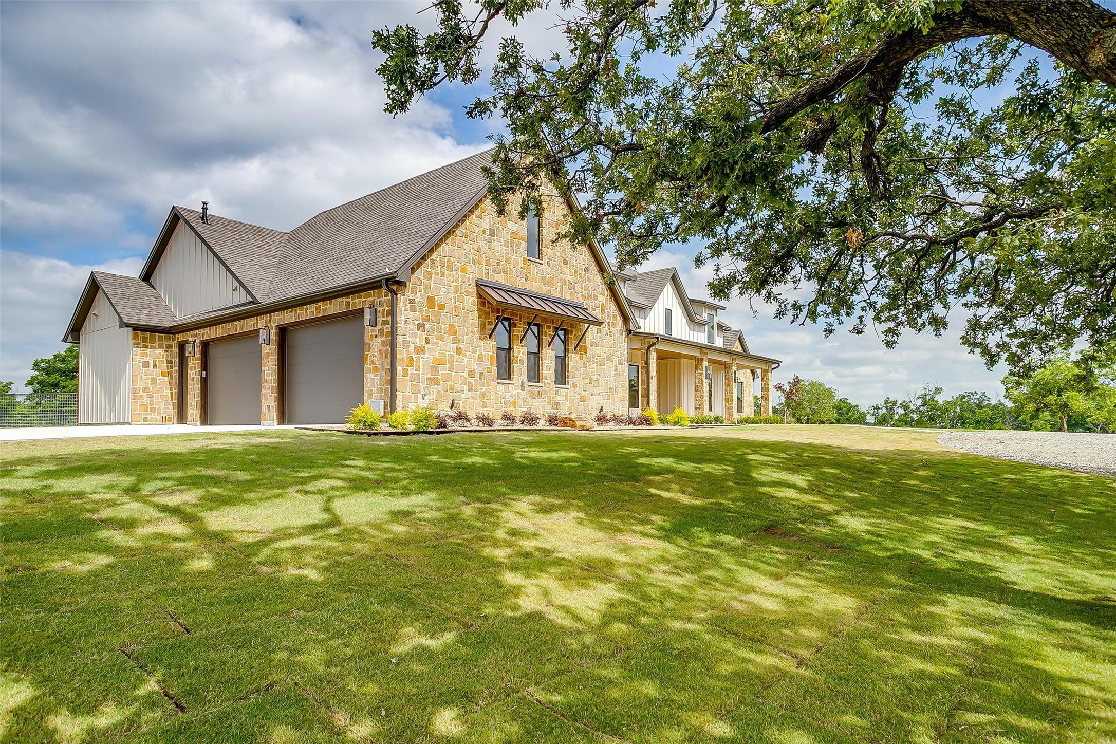 3019 Orchard Road Bowie TX 76230