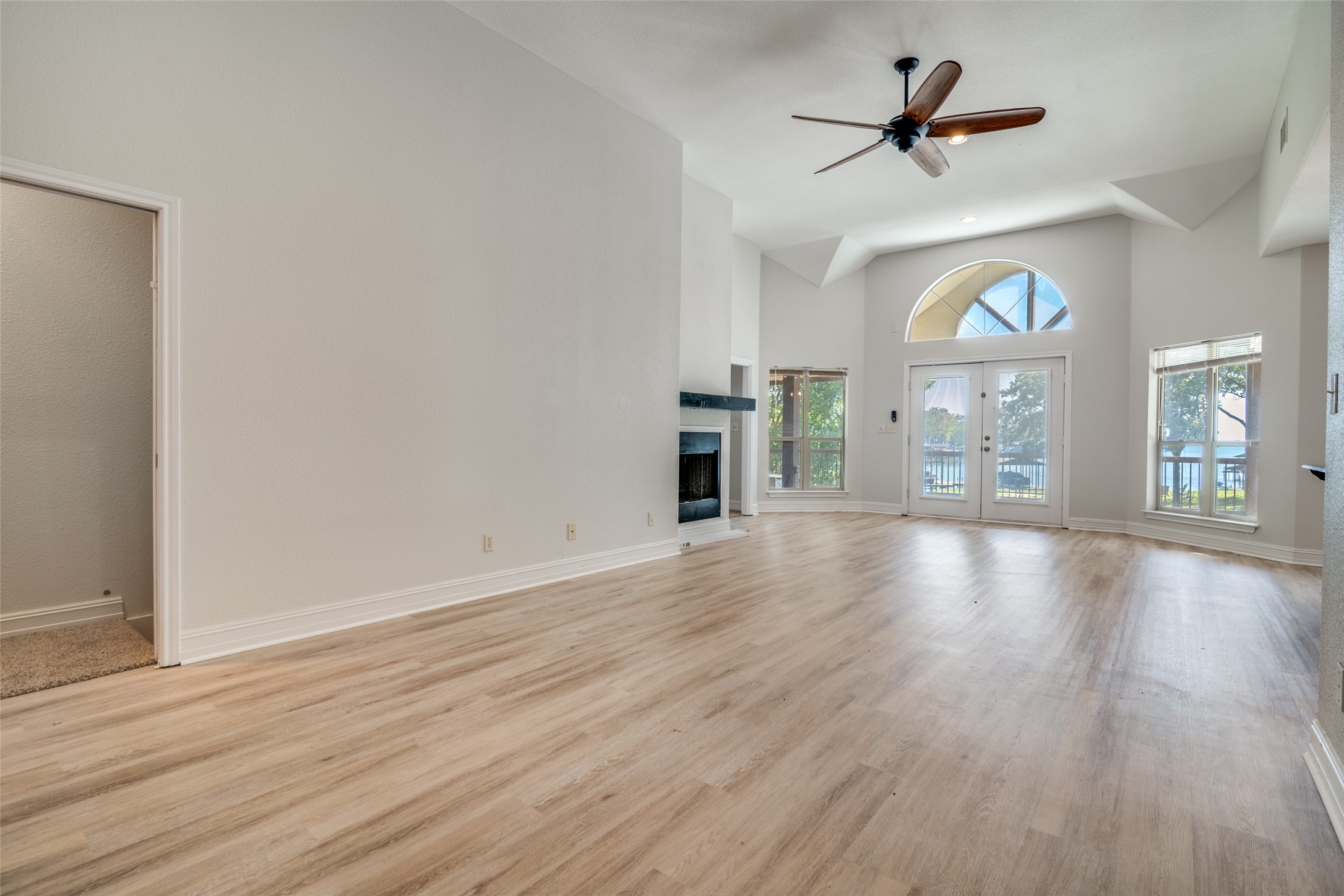 129 Little River Bend Mabank TX 75156