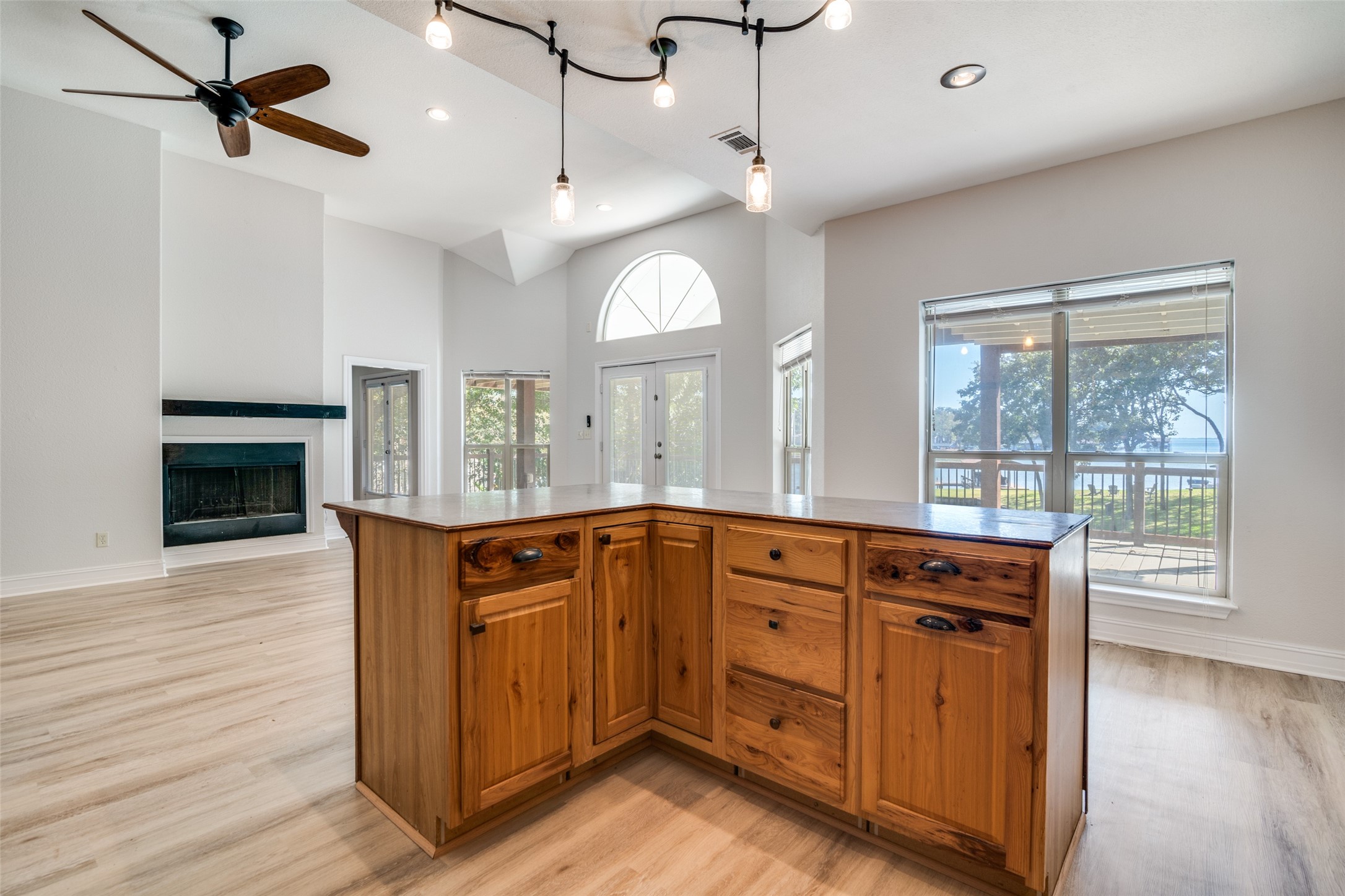 129 Little River Bend Mabank TX 75156