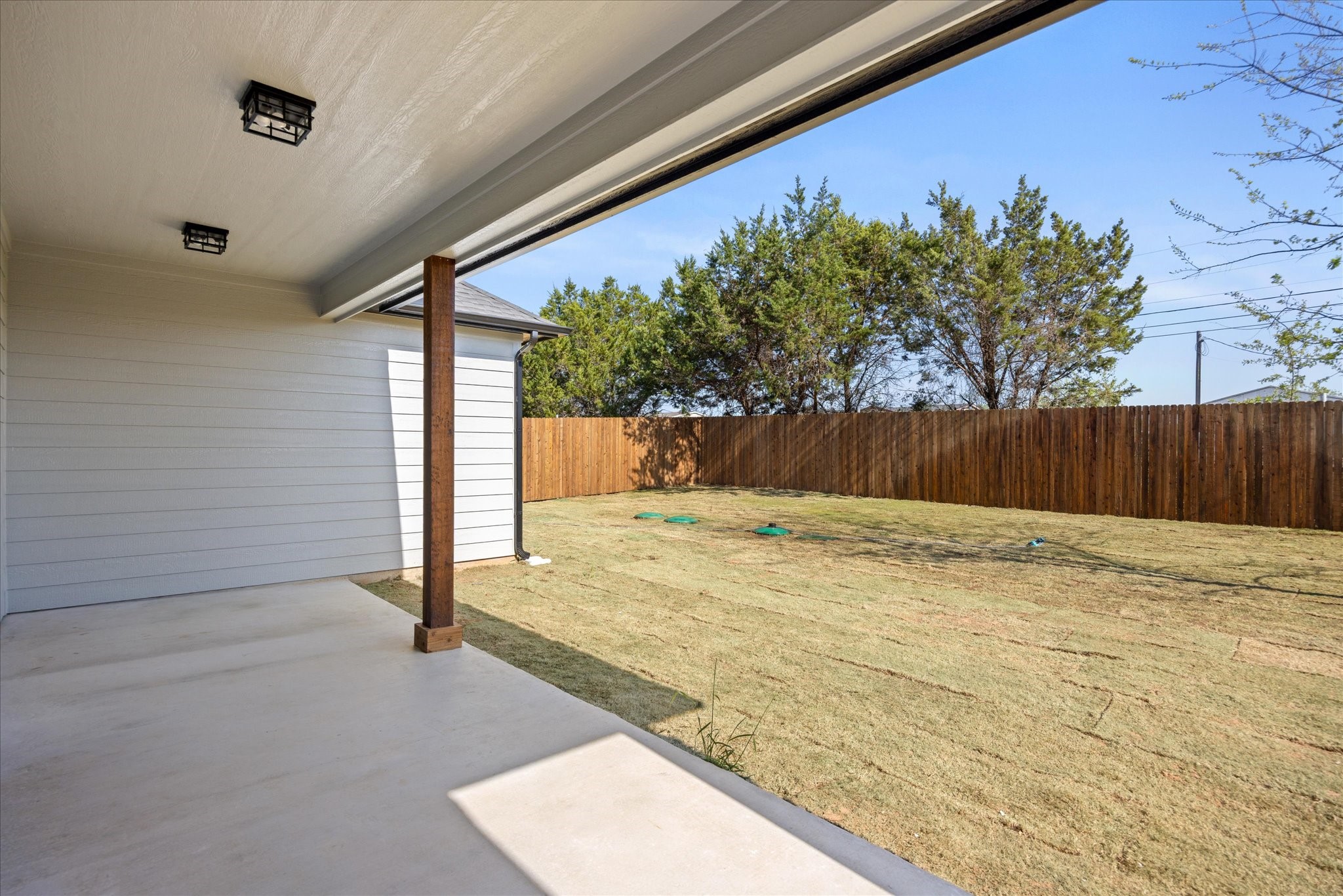 5607 Belaire Circle Granbury TX 76048