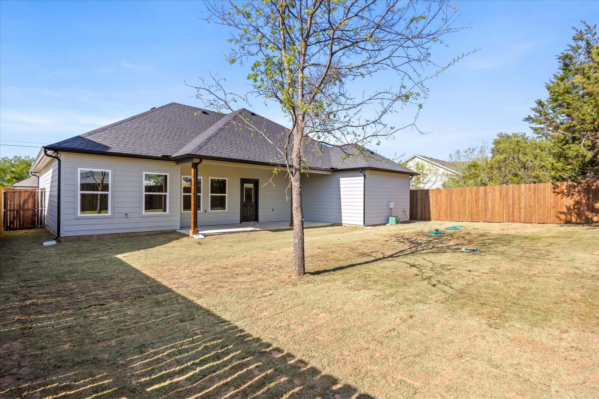 5607 Belaire Circle Granbury TX 76048
