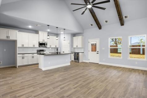 5607 Belaire Circle Granbury TX 76048