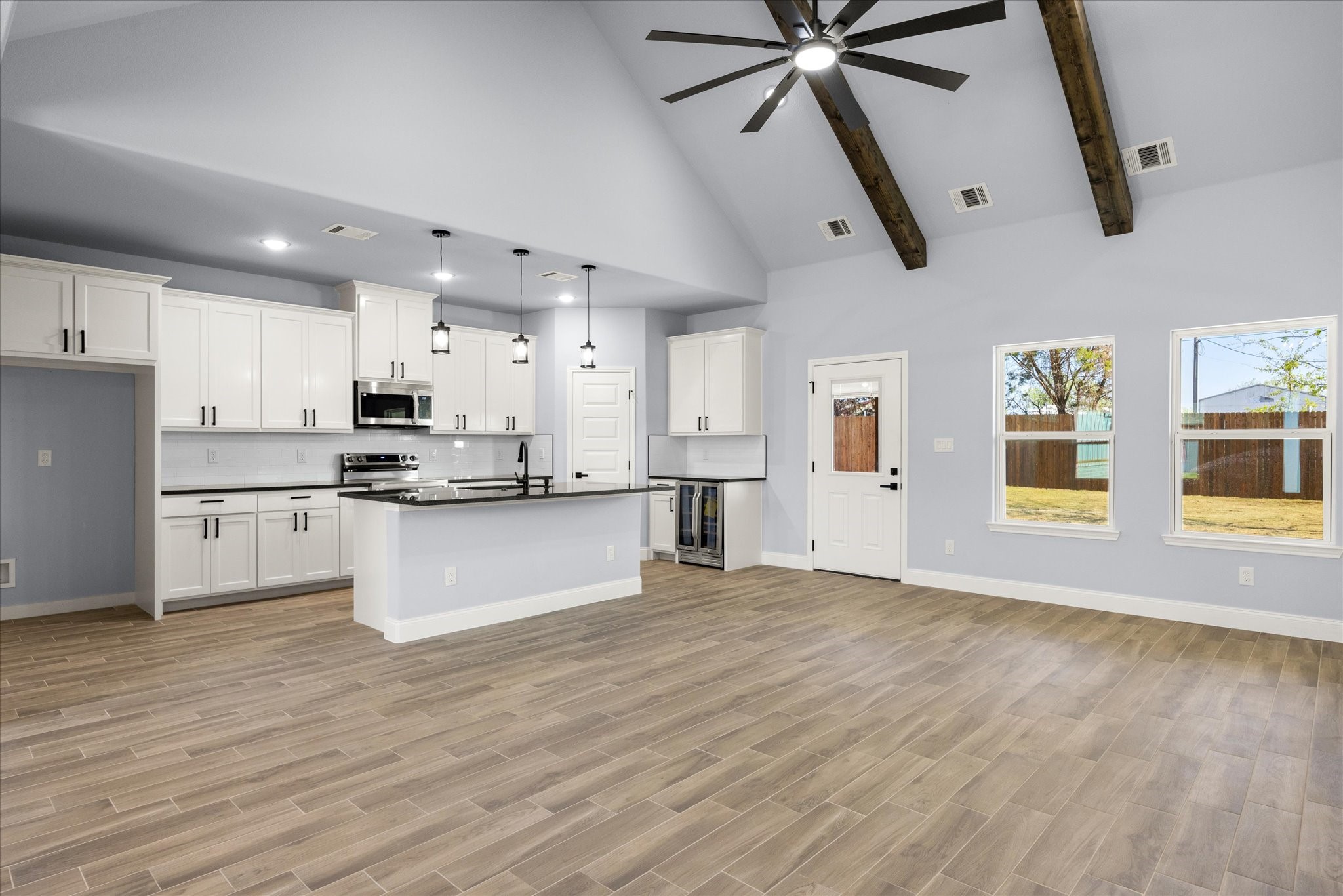 5607 Belaire Circle Granbury TX 76048