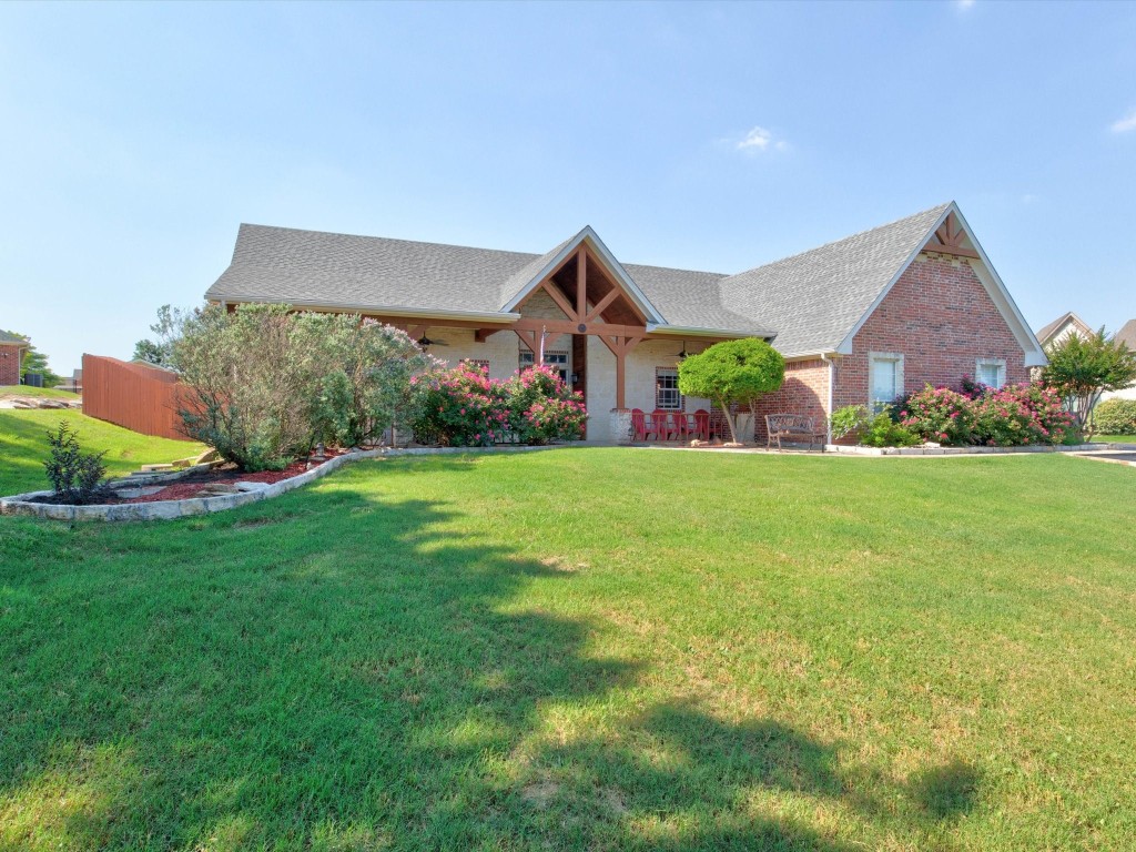 2210 Tanton Sound Court Granbury TX 76049