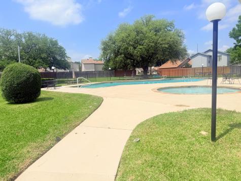 5006 Palo Alto Drive Garland TX 75043