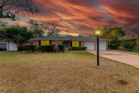 6704 Yosemite Drive Fort Worth TX 76112