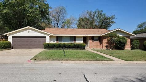 6745 Riviera Drive North Richland Hills TX 76180
