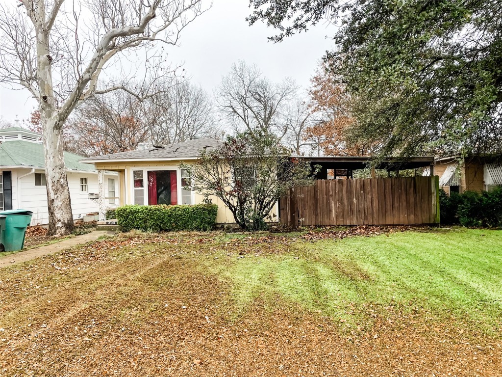 303 N Grand Avenue Sherman TX 75090