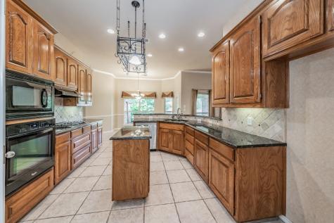 600 Natchez Court Hurst TX 76054