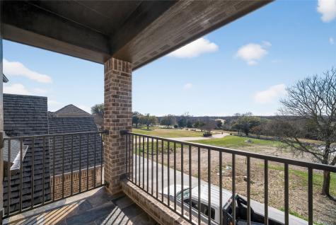 1530 S Houston School Road Lancaster TX 75146
