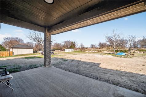 1530 S Houston School Road Lancaster TX 75146