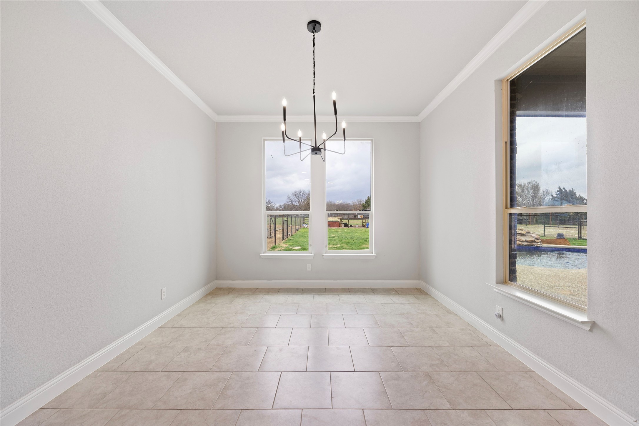 294 County Road 3386 Paradise TX 76073