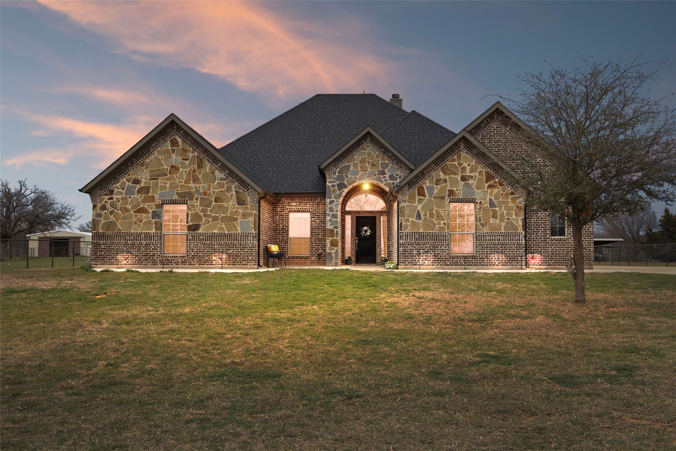 294 County Road 3386 Paradise TX 76073