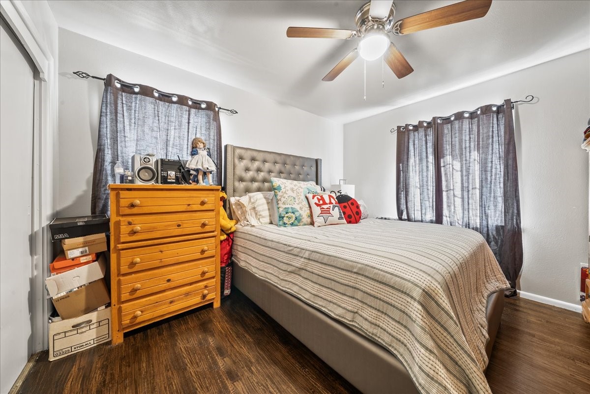 4203 Bonham Street Dallas TX 75229
