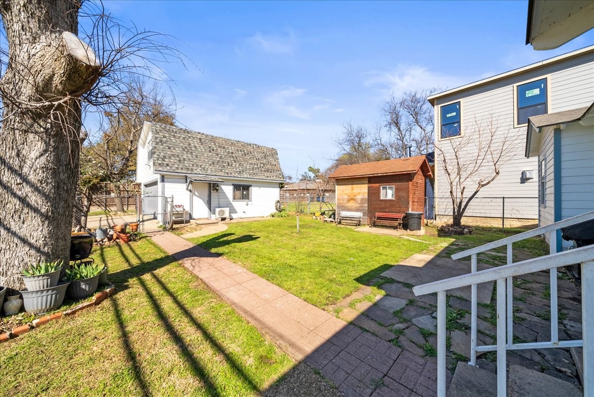 4203 Bonham Street Dallas TX 75229
