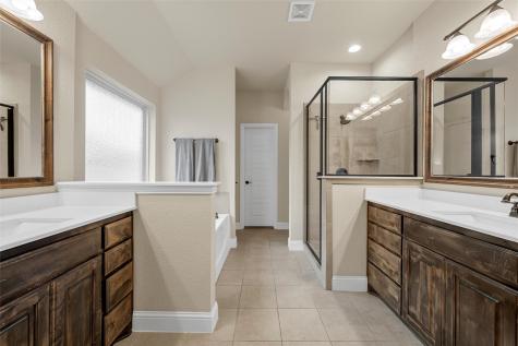 427 Paso Fino Street Robinson TX 76706
