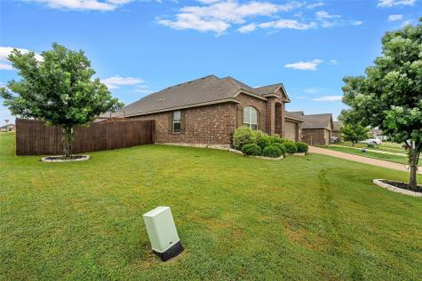 427 Paso Fino Street Robinson TX 76706