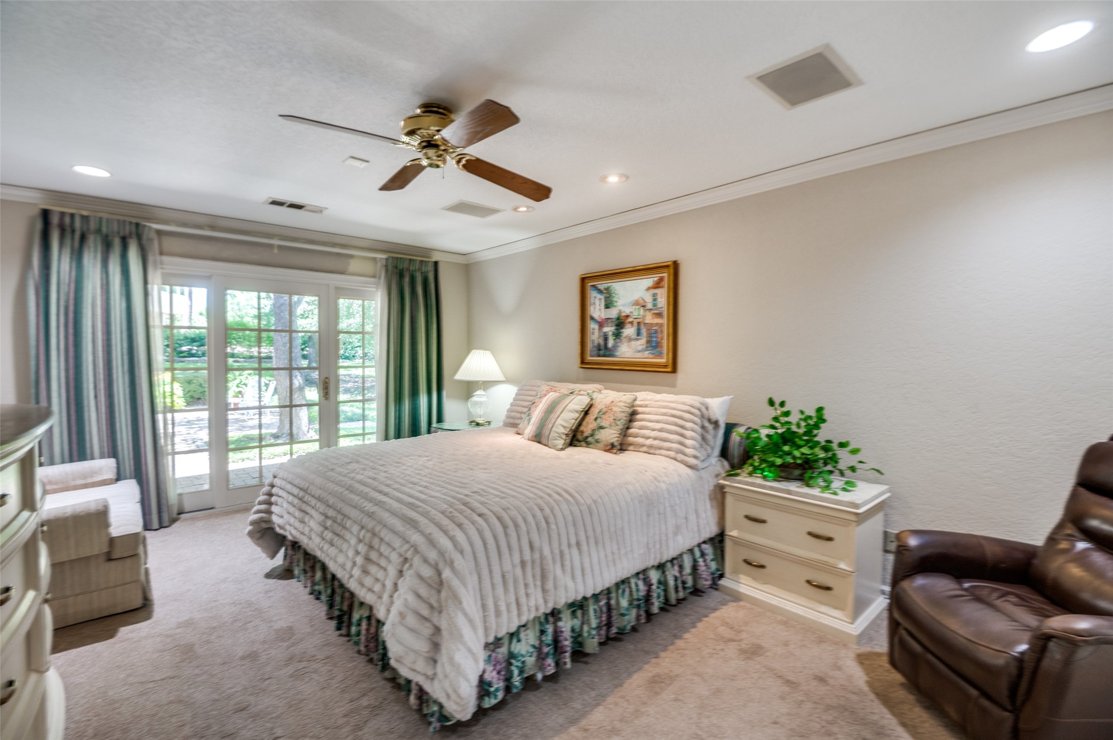 100 La Paz Court Irving TX 75062