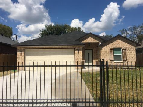 3213 Hanger Avenue Fort Worth TX 76105