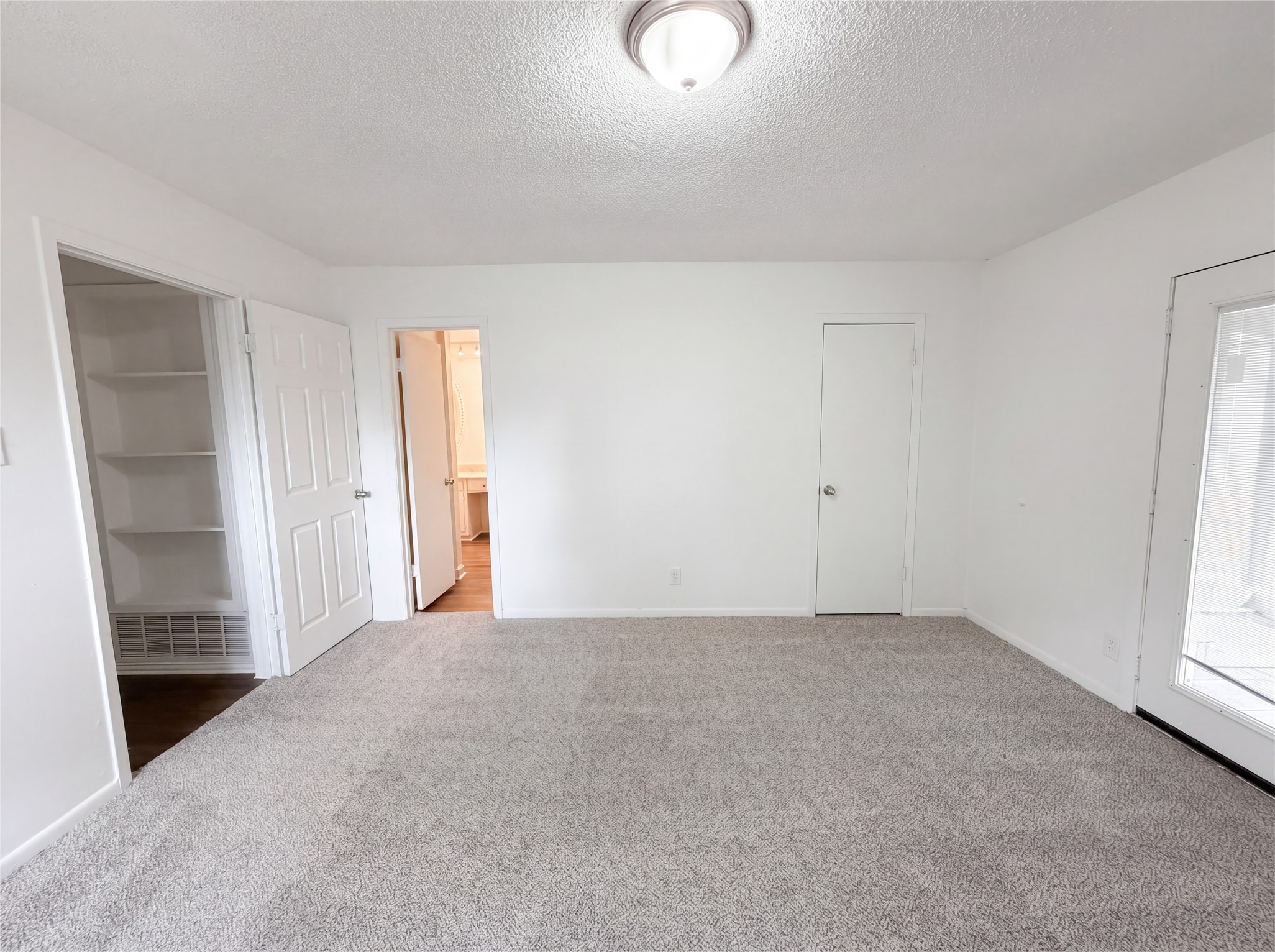 1014 Yvonne Drive Joshua TX 76058