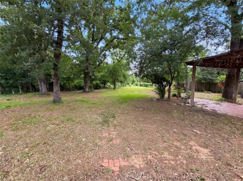 1014 Yvonne Drive Joshua TX 76058