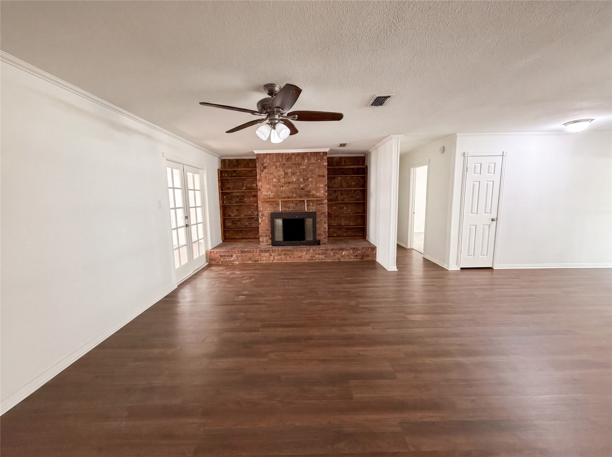1014 Yvonne Drive Joshua TX 76058