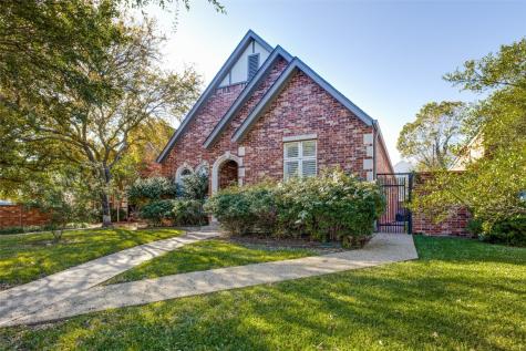 1412 Belle Place Fort Worth TX 76107