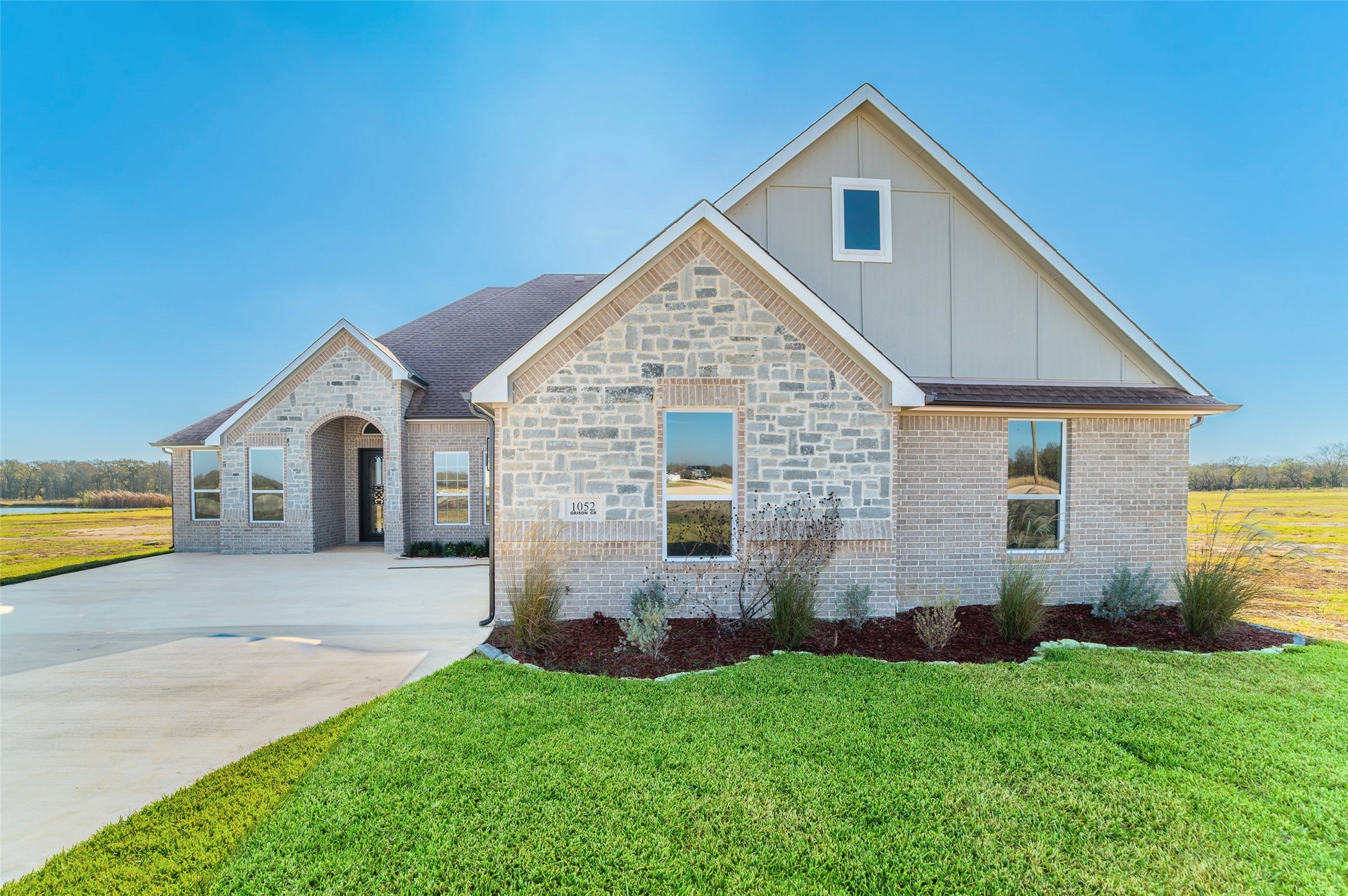 1052 Grison Circle Corsicana TX 75109