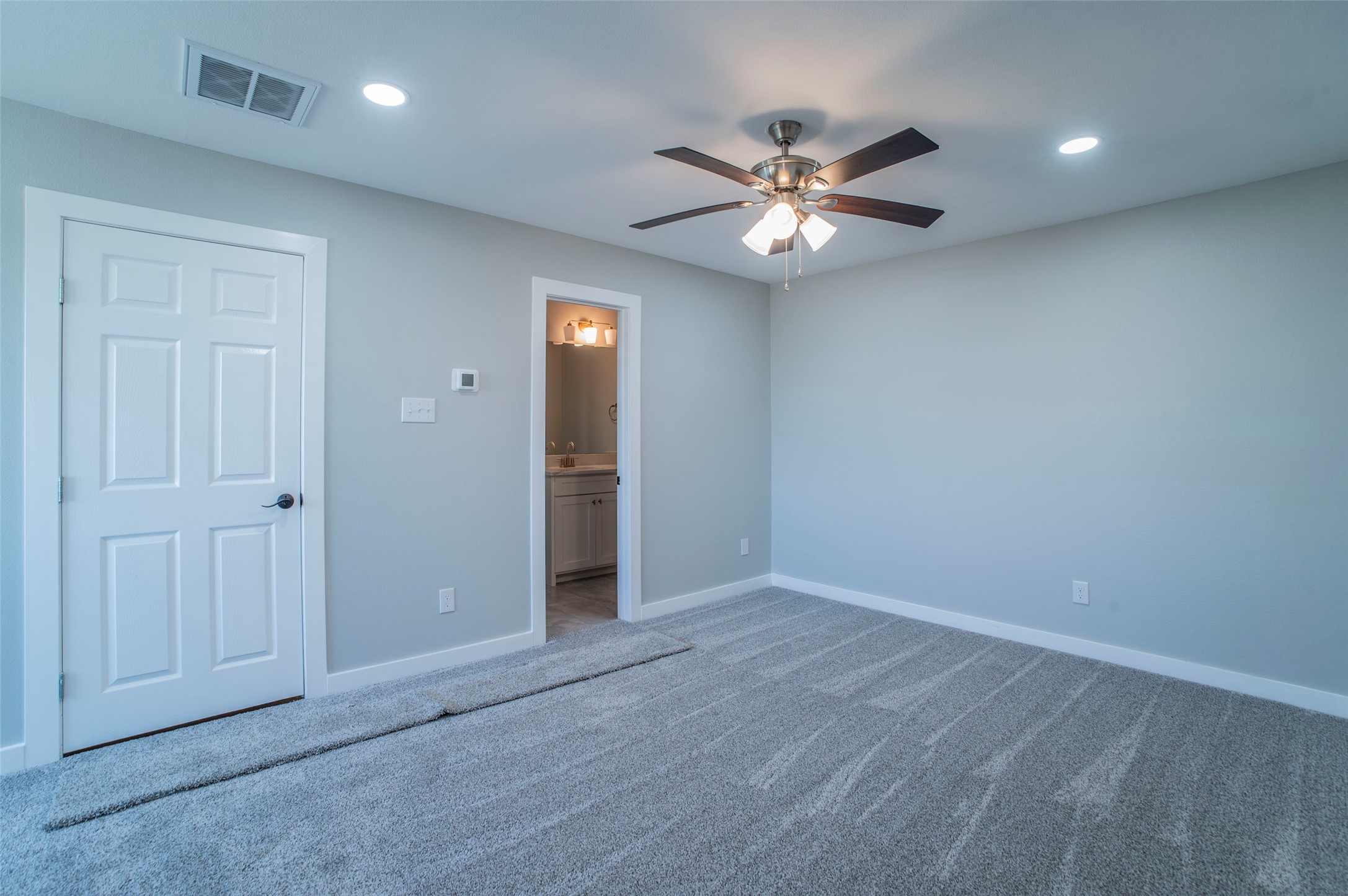 1052 Grison Circle Corsicana TX 75109