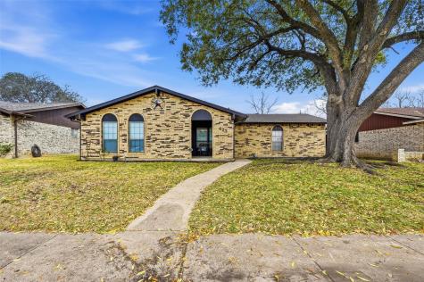 423 Charlotte Street Duncanville TX 75137