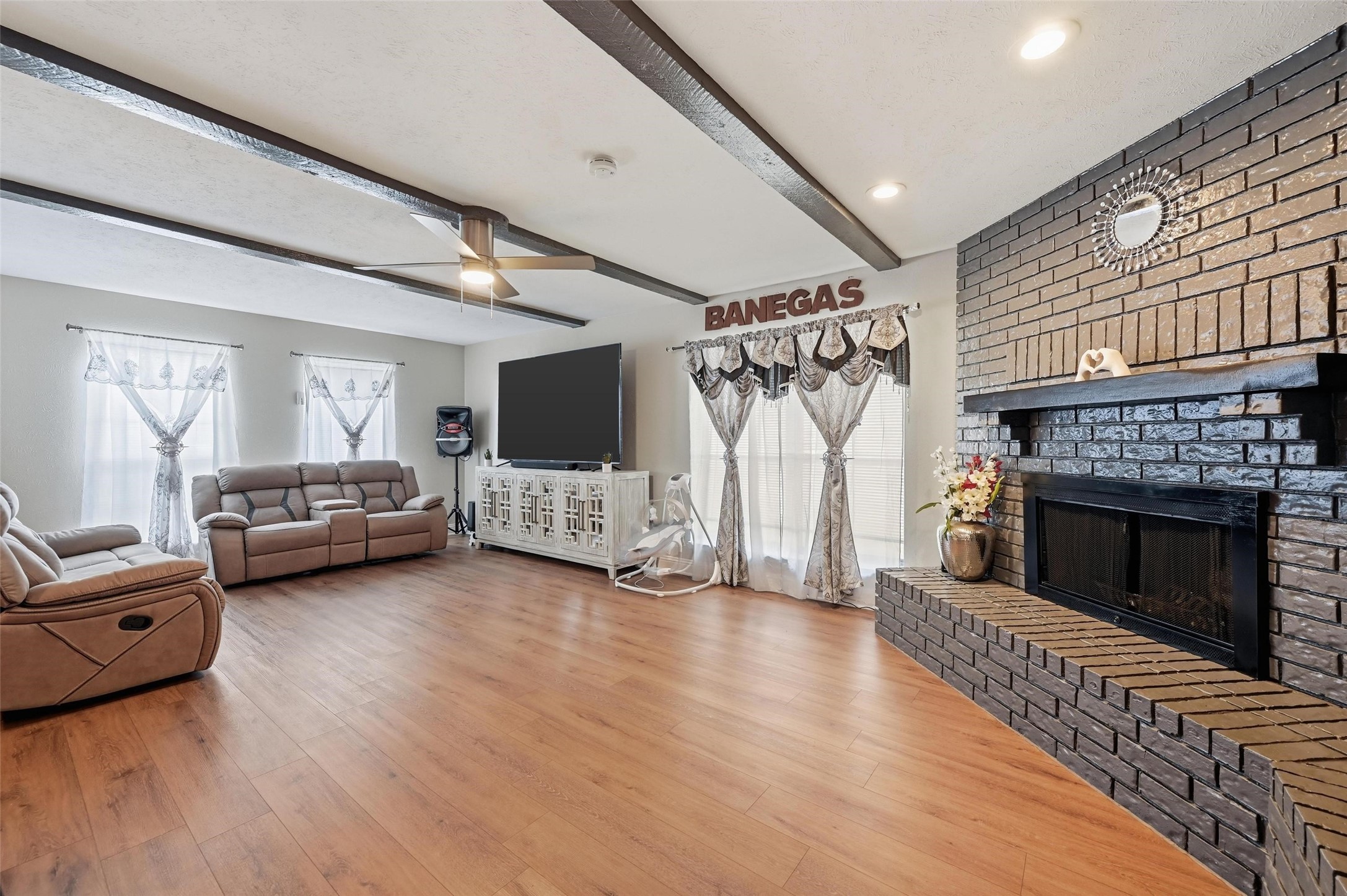 423 Charlotte Street Duncanville TX 75137