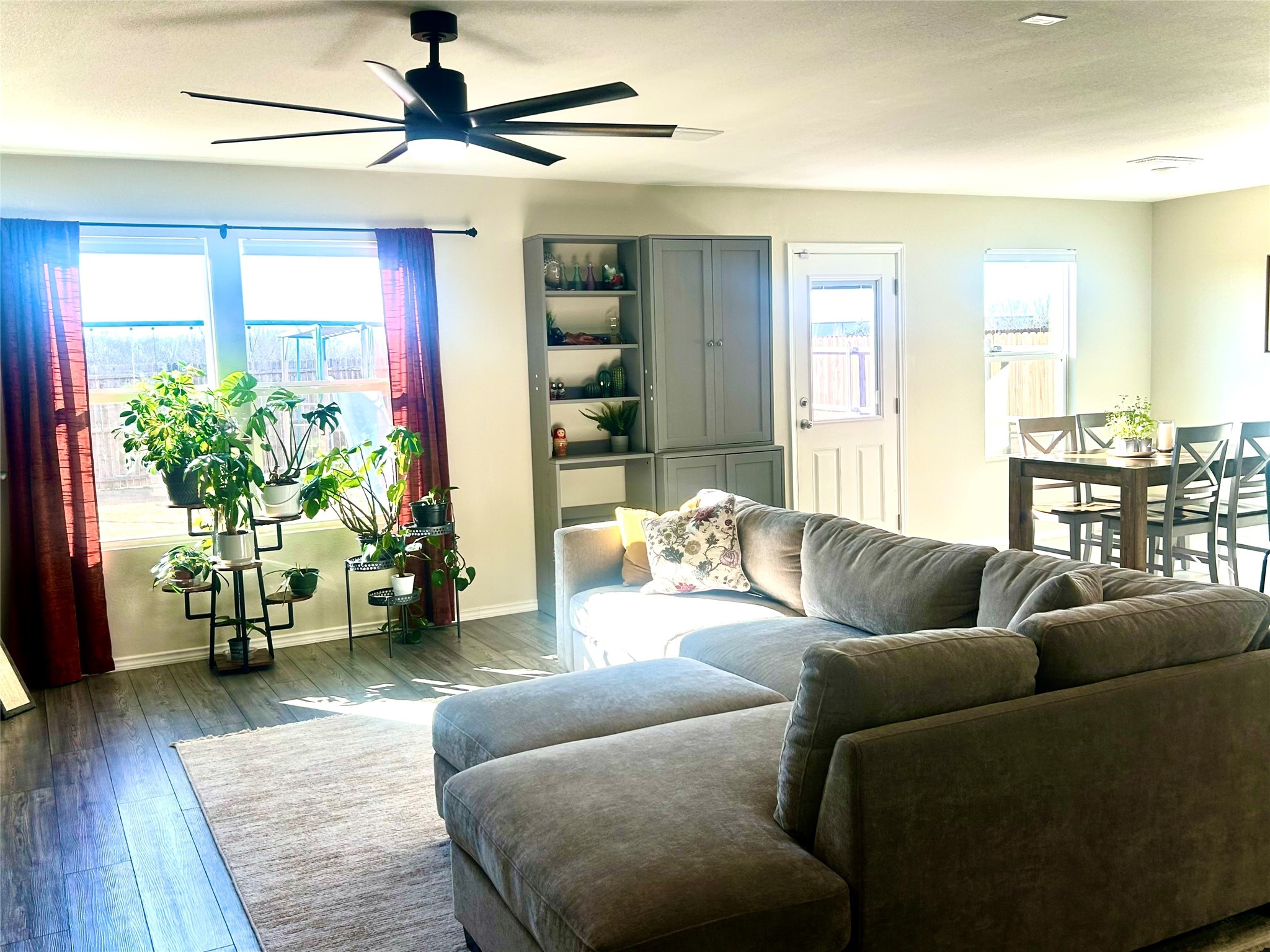 455 Manchester Street Van Alstyne TX 75495