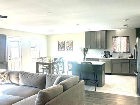 455 Manchester Street Van Alstyne TX 75495