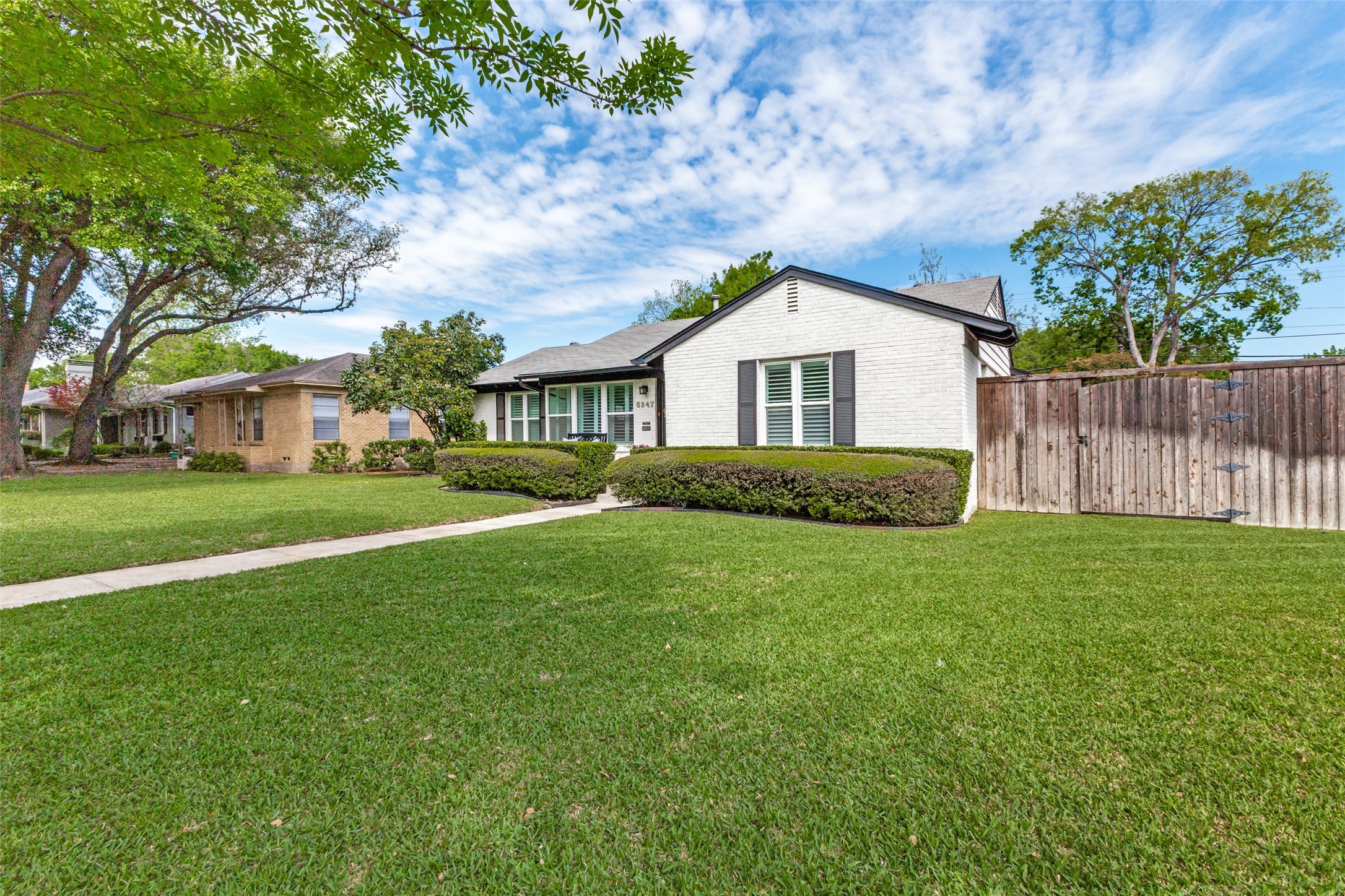 6347 Sudbury Drive Dallas TX 75214
