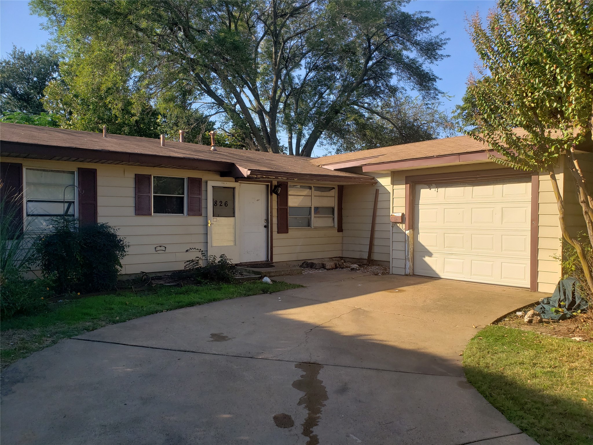 1826 Cartwright Street Irving TX 75062