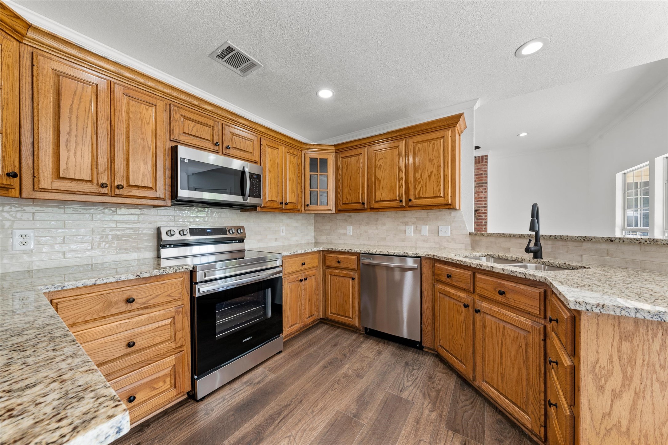 511 Kristi Street Robinson TX 76706