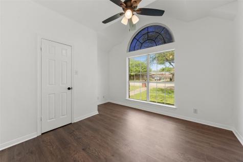 511 Kristi Street Robinson TX 76706