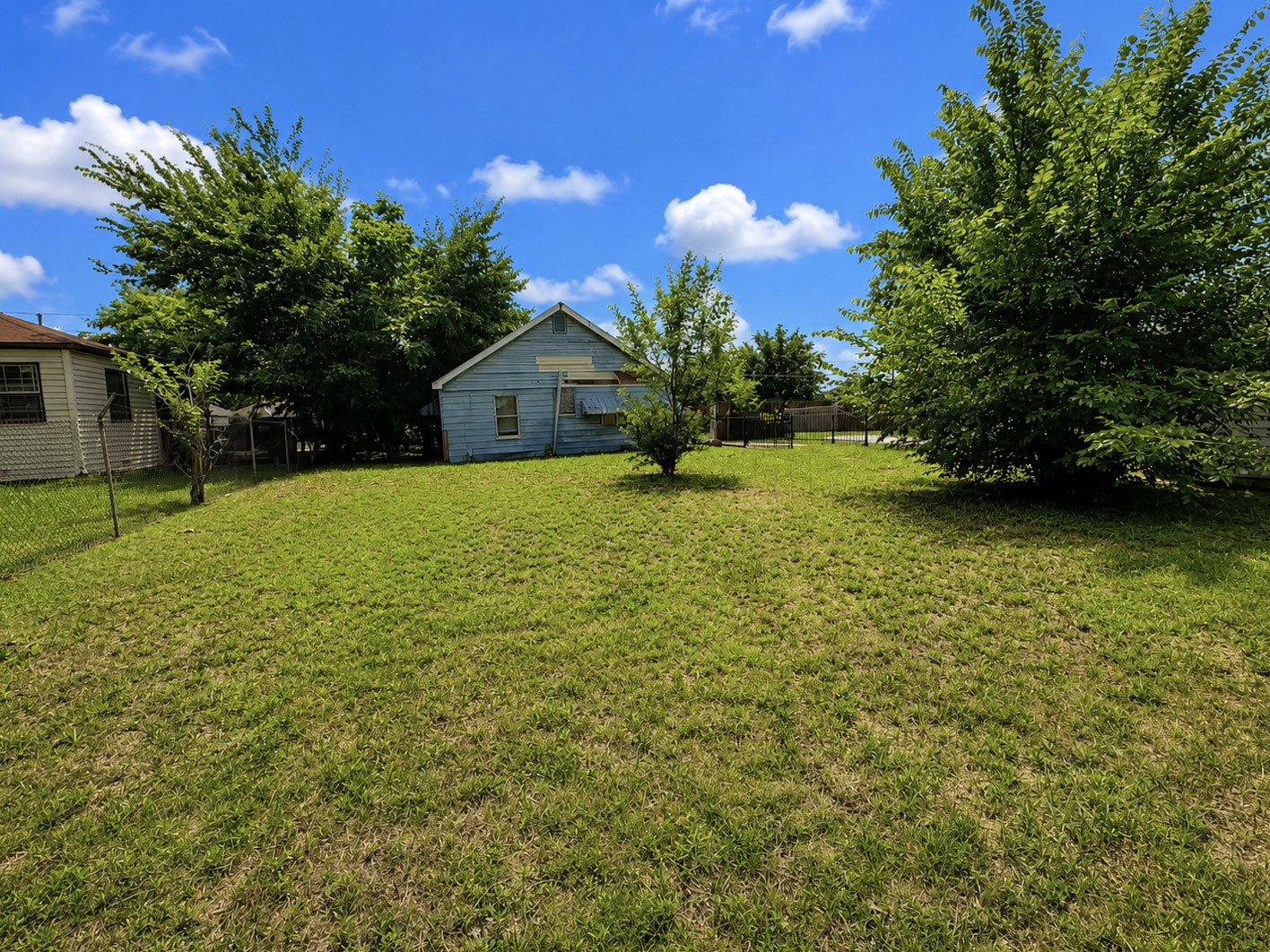 4015 Shadrack Drive Dallas TX 75212