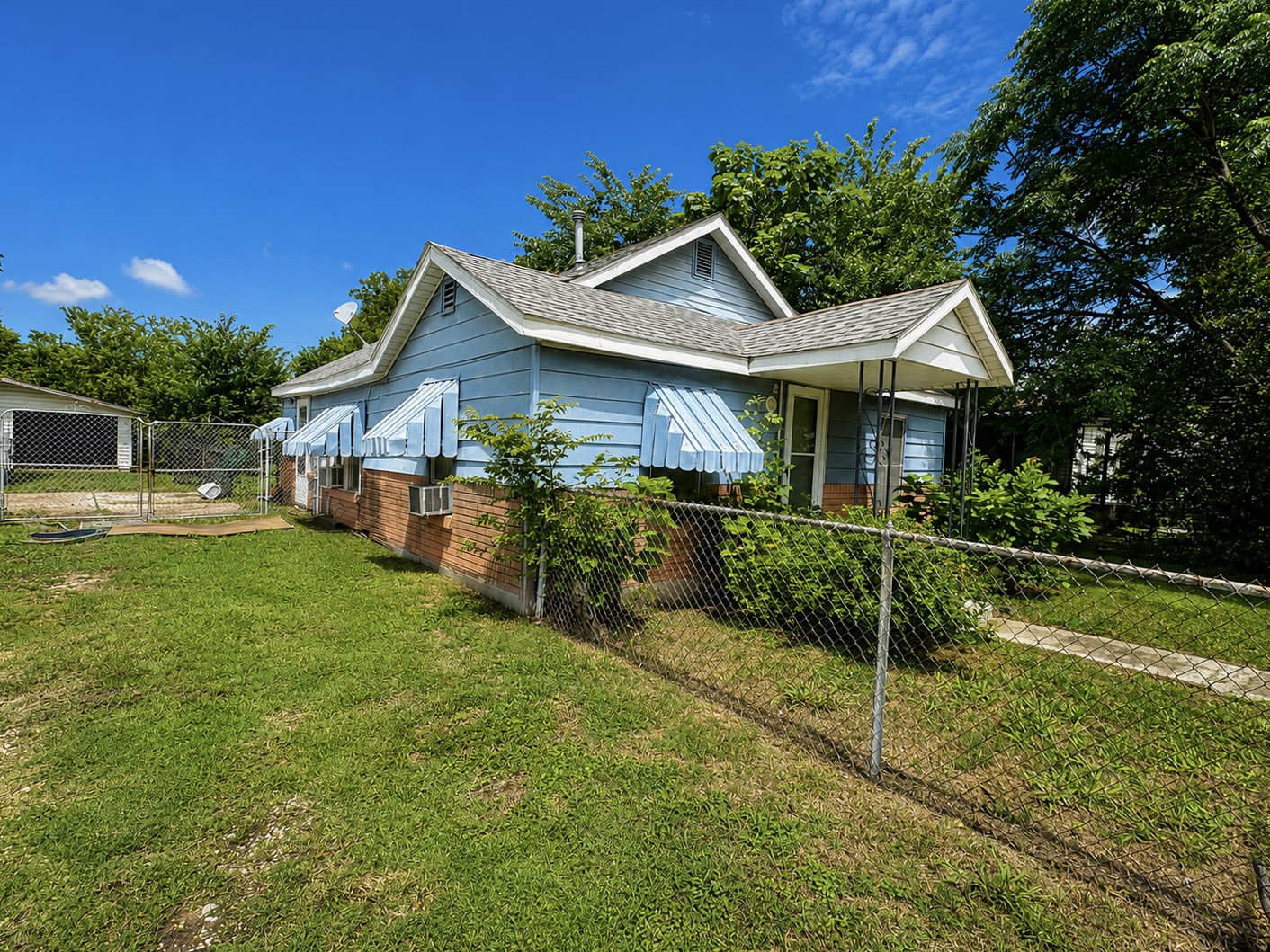 4015 Shadrack Drive Dallas TX 75212