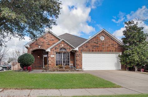 2325 Point Star Drive Arlington TX 76001