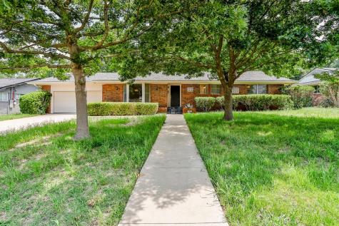 731 N Holly Avenue Sherman TX 75092