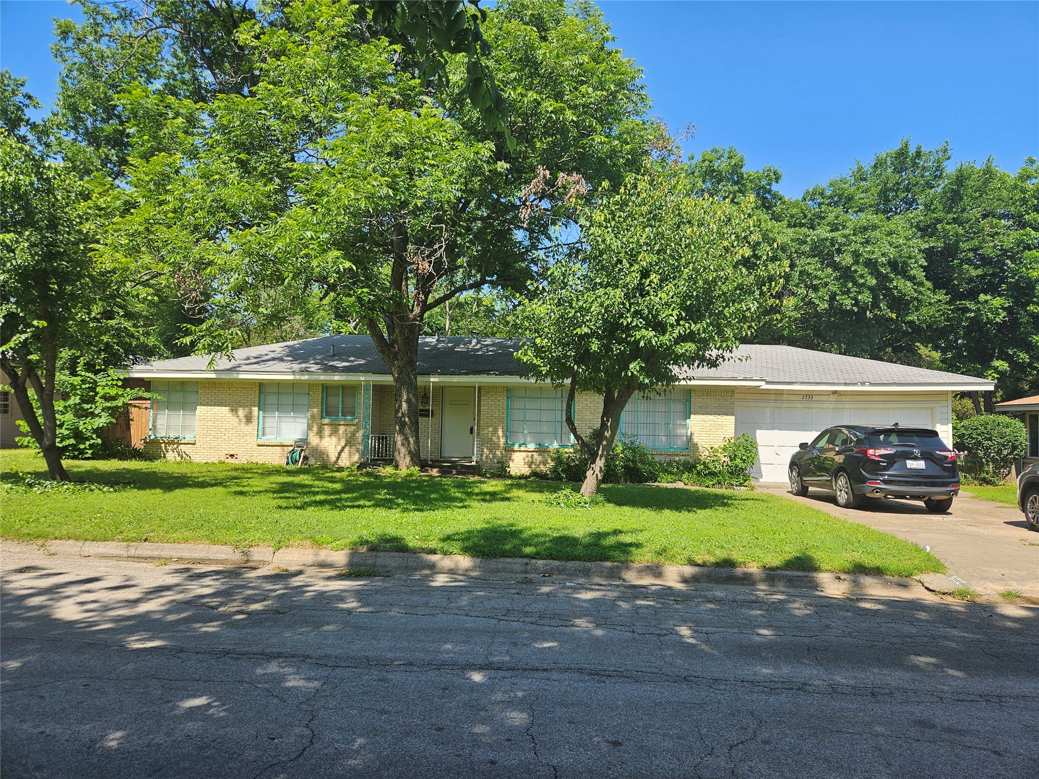 2733 Spruce Park Drive Richland Hills TX 76118