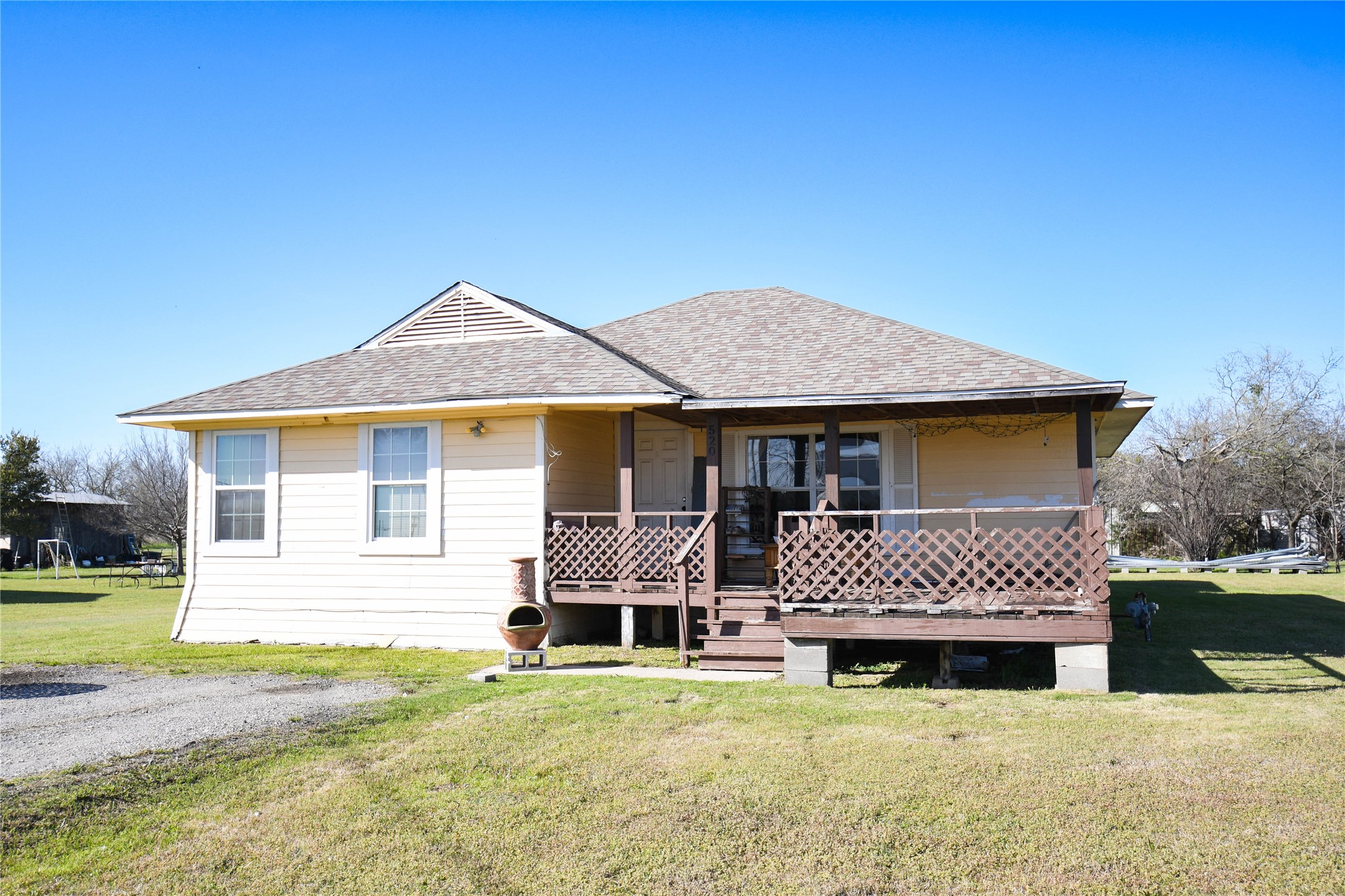 520 W Oak Street Gunter TX 75058